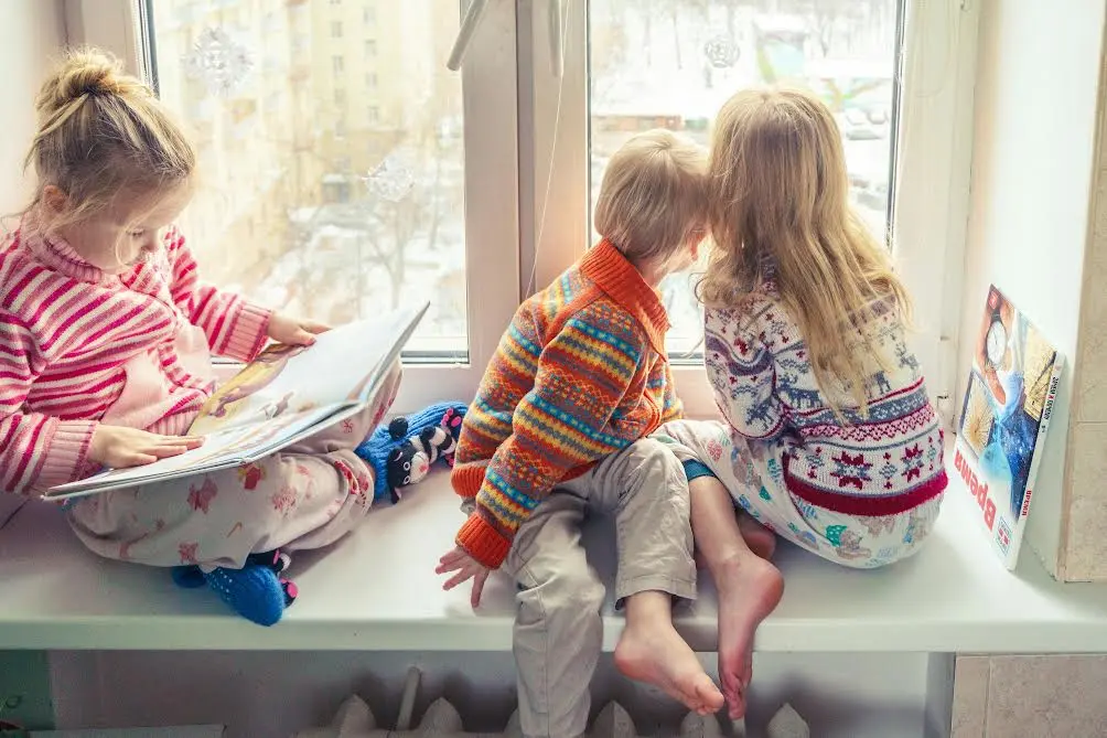 A chi spettano le spese extra per i figli dopo la separazione?